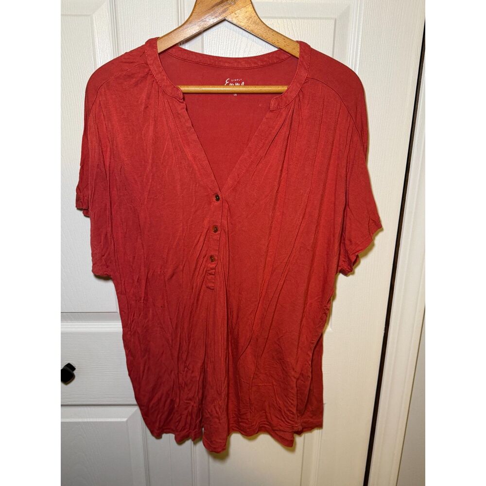 Simply Emma Women's 1X Rust Red Henley Short Sleeve Knit Top Plus Size